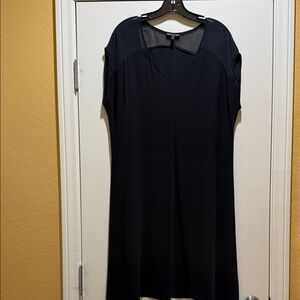 EUC Eileen Fisher 100% Silk  V Neck midi Dress